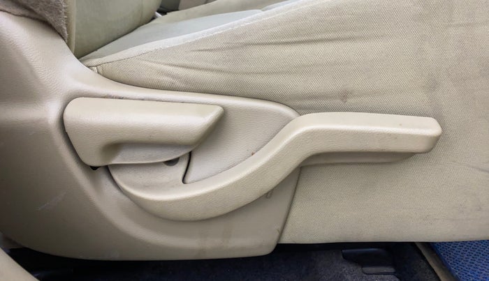 2014 Honda Amaze 1.2L I-VTEC S, Petrol, Manual, 51,582 km, Driver Side Adjustment Panel