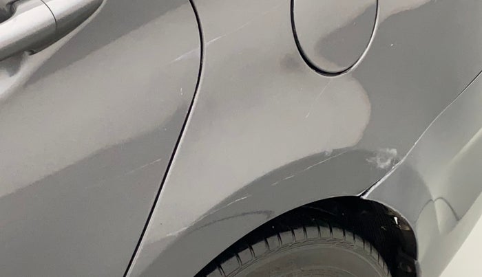 2012 Hyundai Verna FLUIDIC 1.6 VTVT SX, CNG, Manual, 1,01,070 km, Left quarter panel - Minor scratches