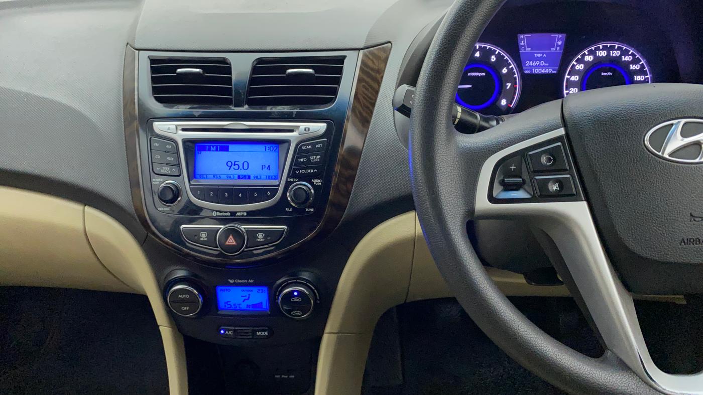 2012 Hyundai Verna FLUIDIC 1.6 VTVT SX, CNG, Manual, 1,01,070 km, Air Conditioner