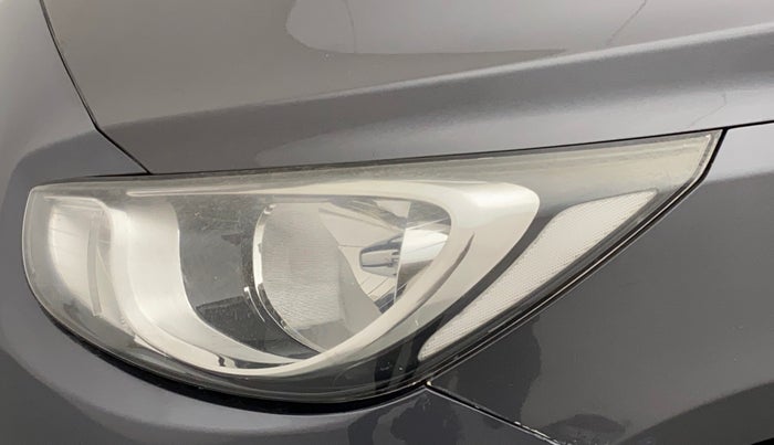 2012 Hyundai Verna FLUIDIC 1.6 VTVT SX, CNG, Manual, 1,01,070 km, Left headlight - Minor scratches