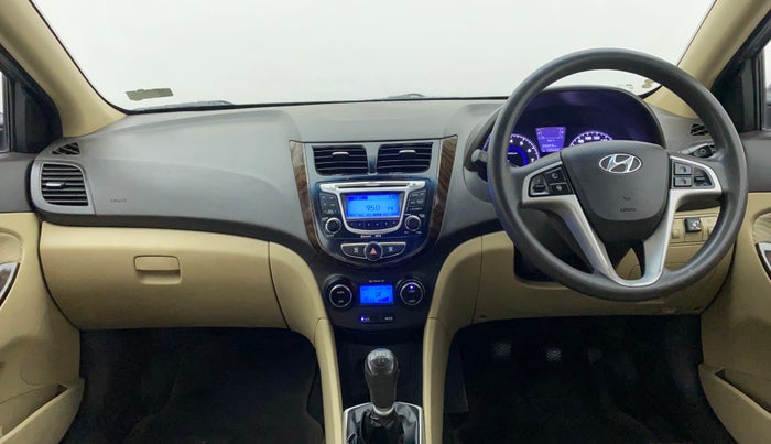 2012 Hyundai Verna FLUIDIC 1.6 VTVT SX, CNG, Manual, 1,01,070 km, Dashboard