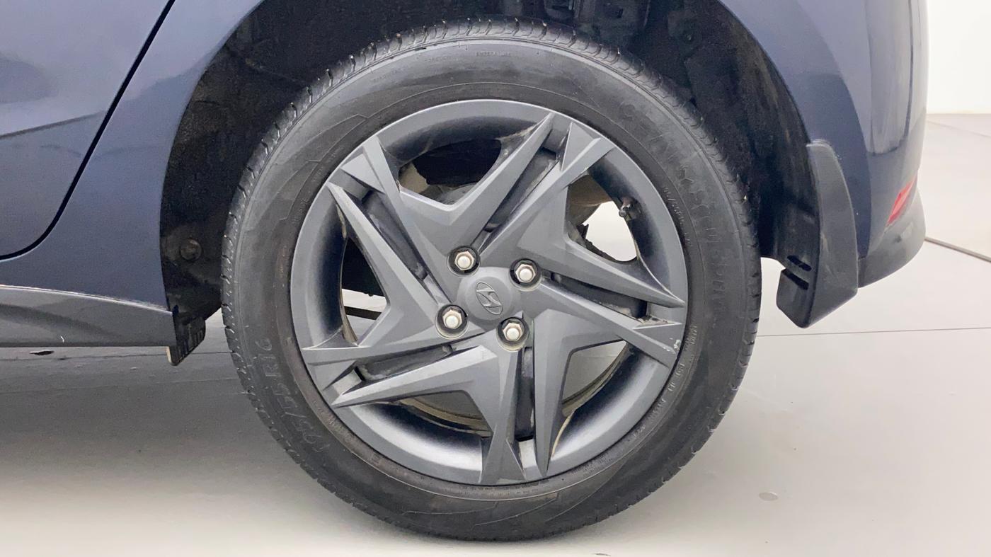 2021 Hyundai NEW I20 SPORTZ 1.2 MT, Petrol, Manual, 28,512 km, Left Rear Wheel