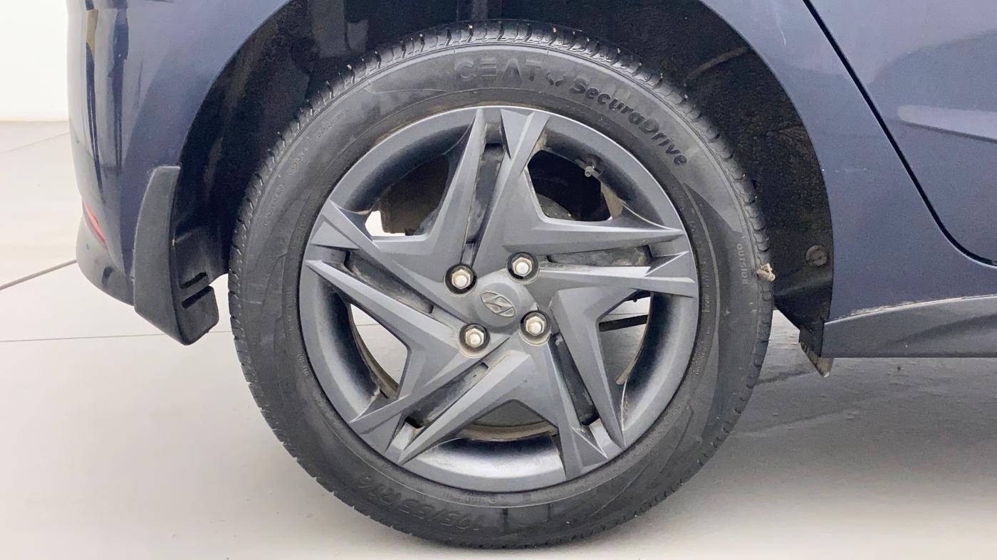 2021 Hyundai NEW I20 SPORTZ 1.2 MT, Petrol, Manual, 28,512 km, Right Rear Wheel