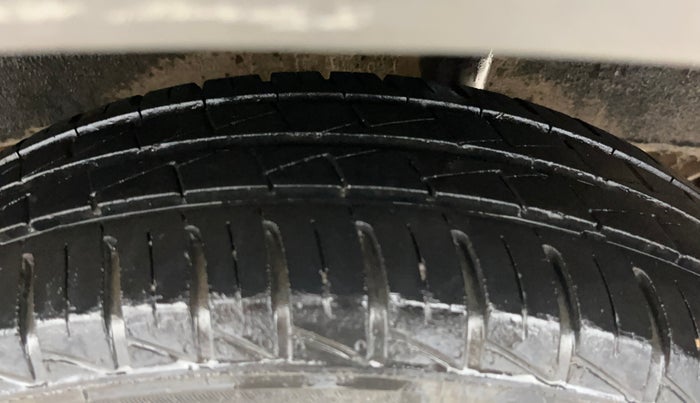 2020 Renault Kwid RXL, Petrol, Manual, 47,982 km, Left Rear Tyre Tread