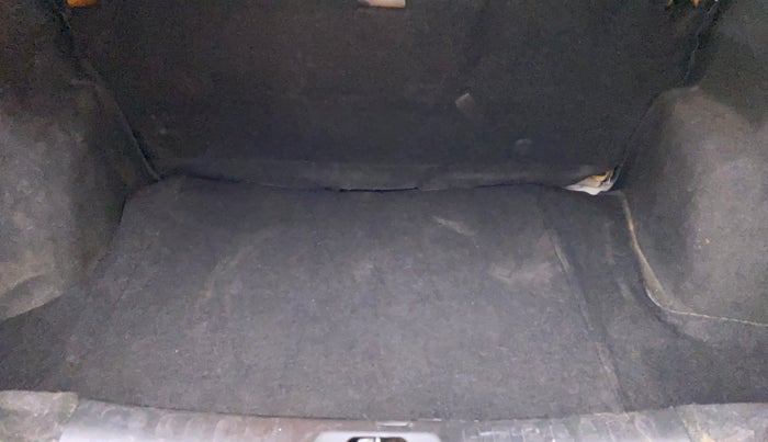 2014 Maruti Swift Dzire VDI BS IV, Diesel, Manual, 87,595 km, Boot Inside