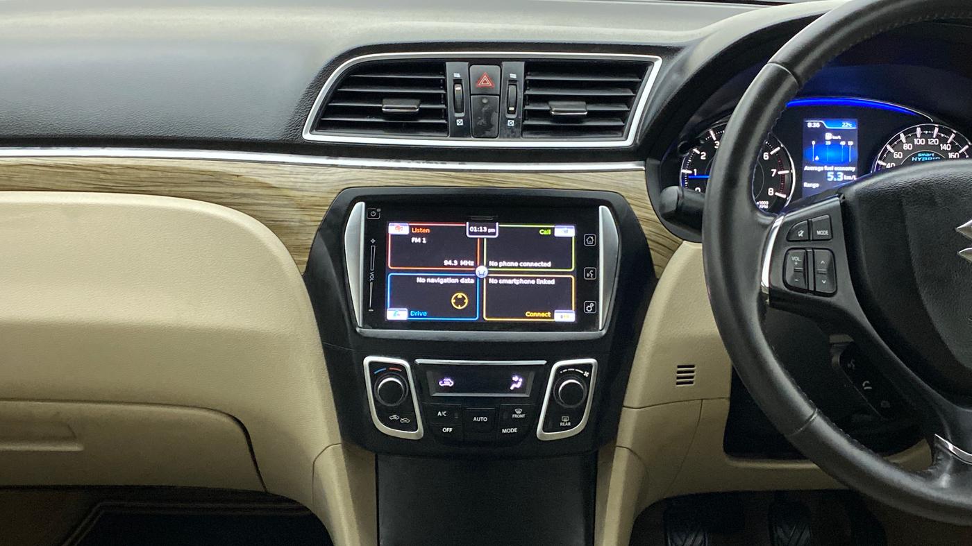 2018 Maruti Ciaz ALPHA 1.5 MT VTVT SHVS, Petrol, Manual, 30,895 km, Air Conditioner