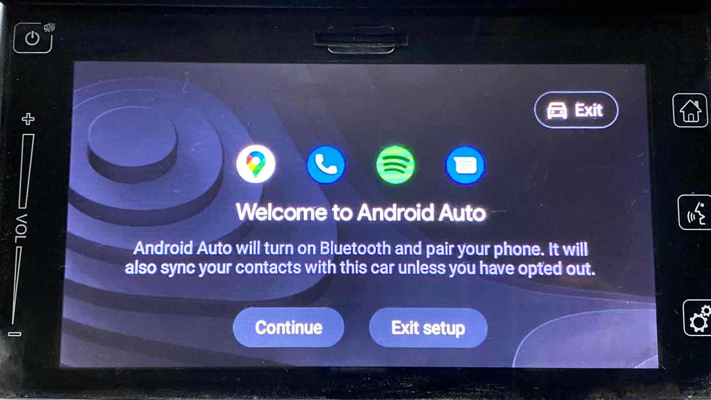 2018 Maruti Ciaz ALPHA 1.5 MT VTVT SHVS, Petrol, Manual, 30,895 km, Apple CarPlay and Android Auto