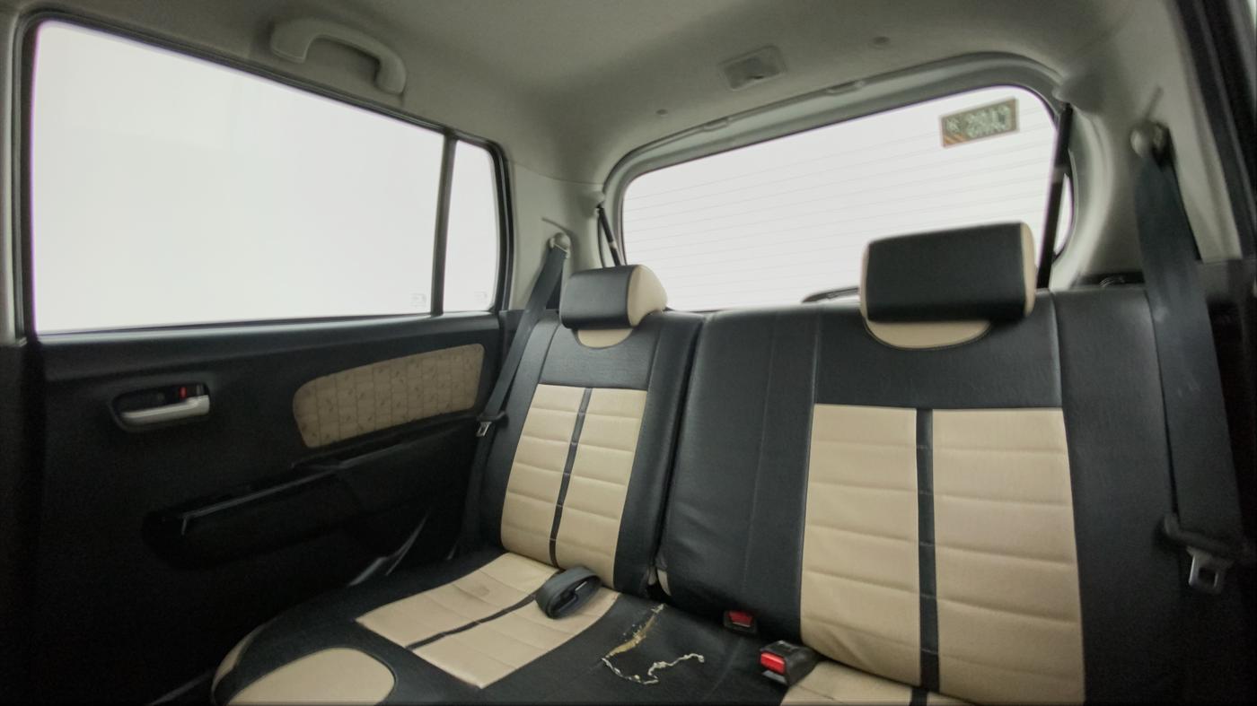 2017 Maruti Wagon R 1.0 VXI, Petrol, Manual, 75,643 km, Right Side Rear Door Cabin