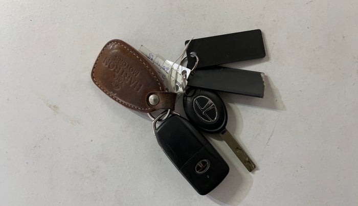 2020 Tata Tiago XZ PETROL, Petrol, Manual, 47,655 km, Key Close Up