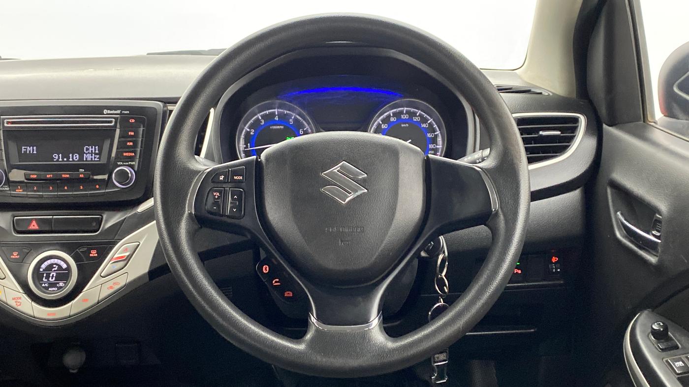 2016 Maruti Baleno DELTA 1.2 K12, Petrol, Manual, 83,178 km, Steering Wheel Close Up