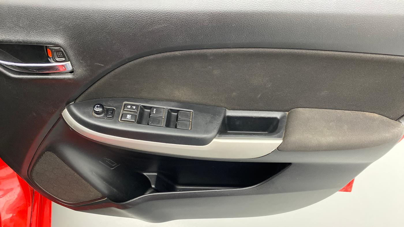 2016 Maruti Baleno DELTA 1.2 K12, Petrol, Manual, 83,178 km, Driver Side Door Panels Control