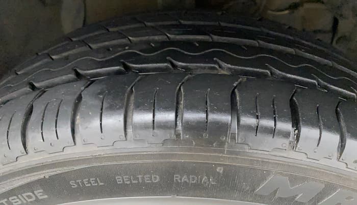 2017 Maruti Vitara Brezza ZDI PLUS, Diesel, Manual, 59,414 km, Right Front Tyre Tread