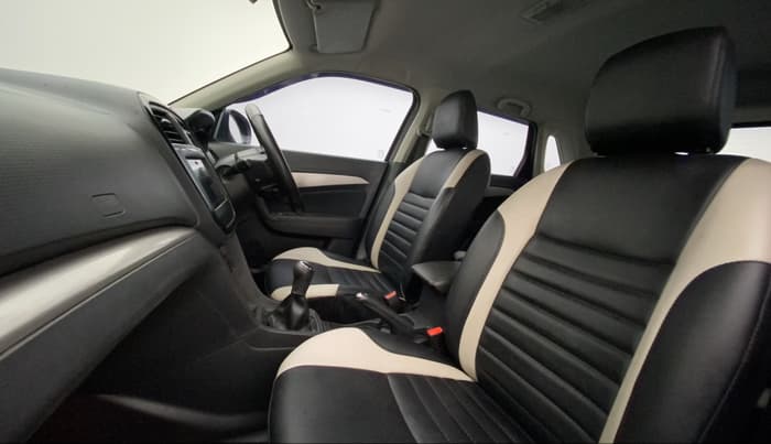 2017 Maruti Vitara Brezza ZDI PLUS, Diesel, Manual, 59,414 km, Right Side Front Door Cabin