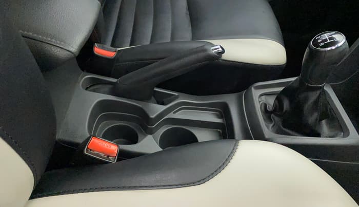 2017 Maruti Vitara Brezza ZDI PLUS, Diesel, Manual, 59,414 km, Gear Lever
