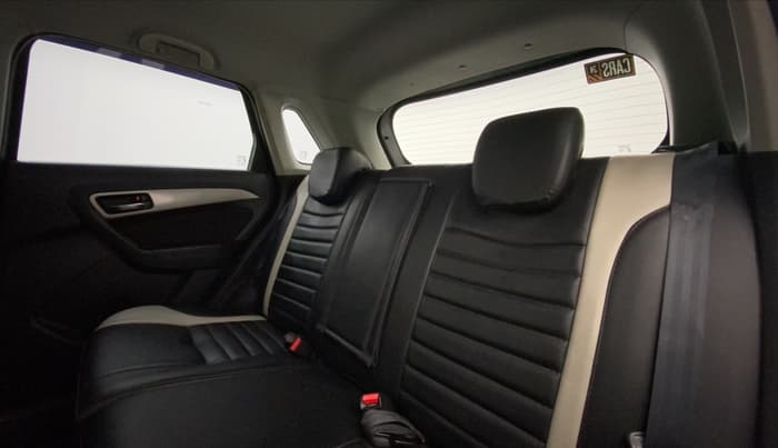 2017 Maruti Vitara Brezza ZDI PLUS, Diesel, Manual, 59,414 km, Right Side Rear Door Cabin