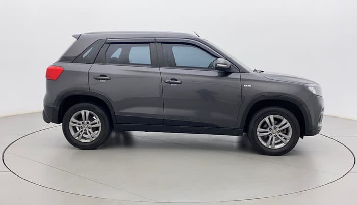 2017 Maruti Vitara Brezza ZDI PLUS, Diesel, Manual, 59,414 km, Right Side View