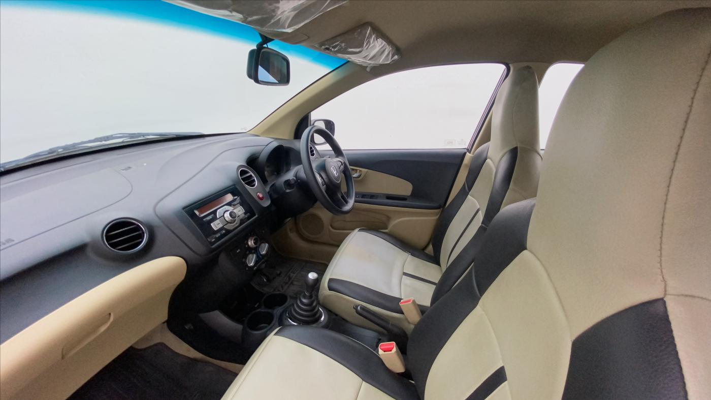 2014 Honda Amaze 1.2L I-VTEC VX, Petrol, Manual, 50,557 km, Right Side Front Door Cabin
