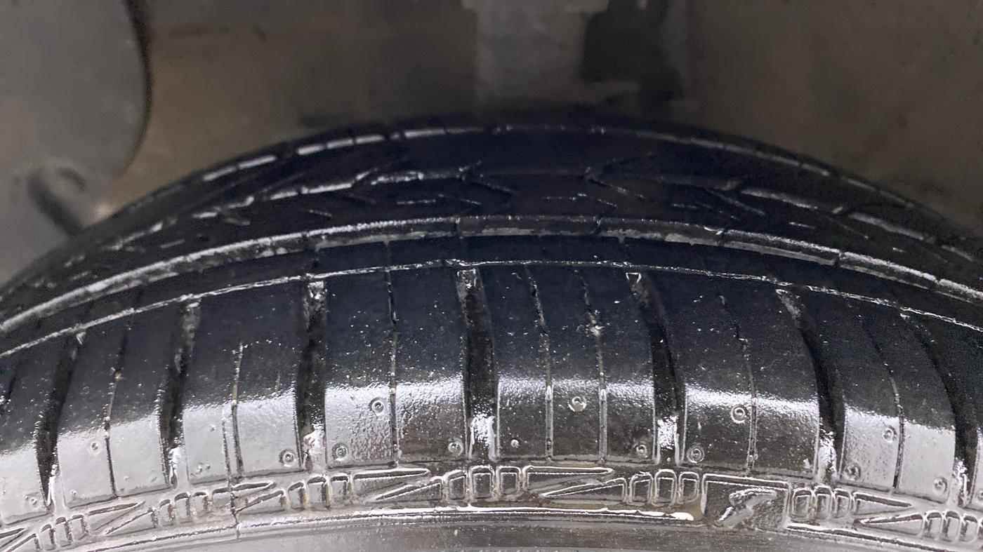 2022 Hyundai XCENT PRIME 	T+ CNG, CNG, Manual, 18,981 km, Left Front Tyre Tread