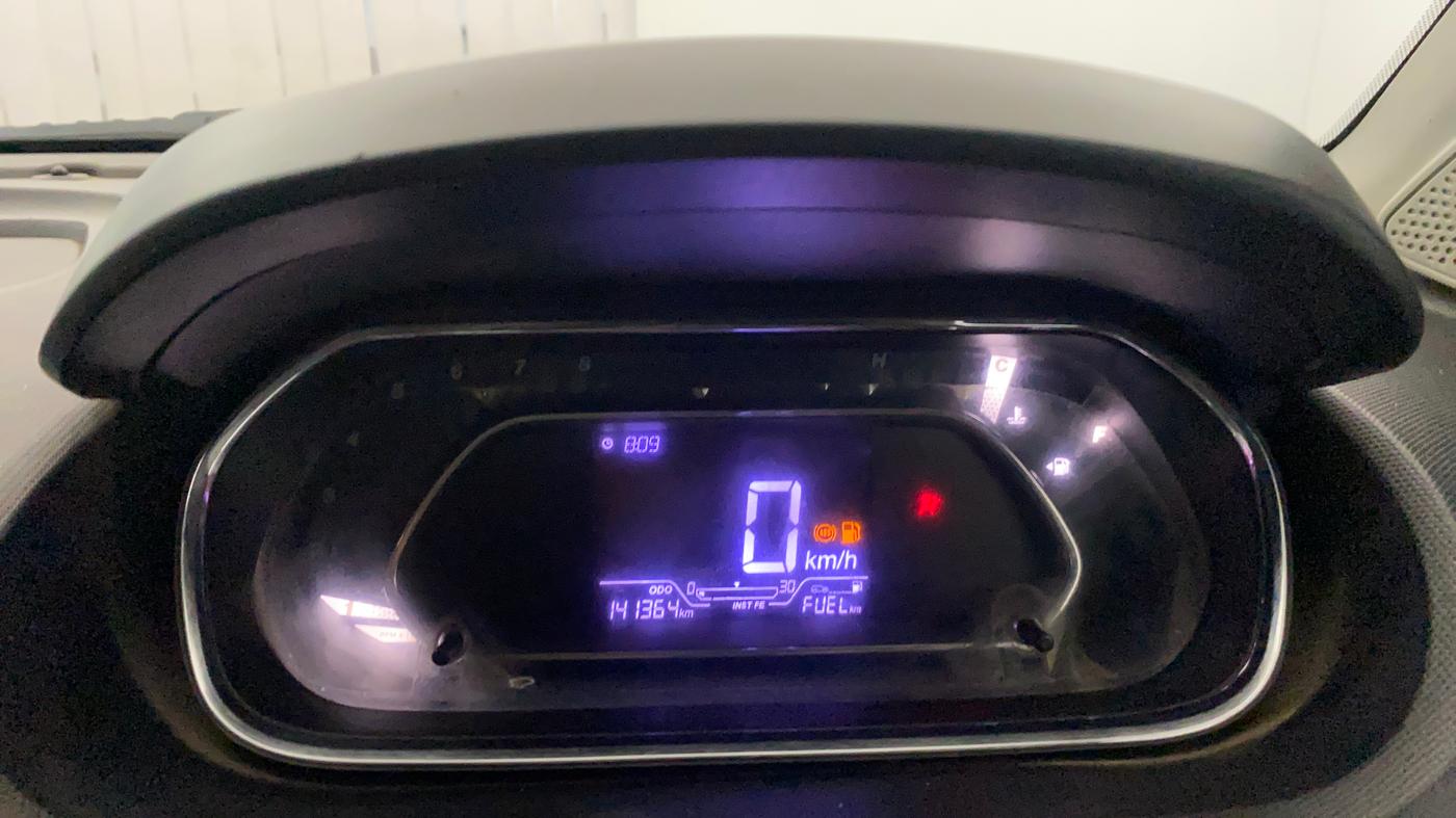 2020 Tata Tiago XZ PLUS PETROL, Petrol, Manual, 1,41,342 km, Odometer Image
