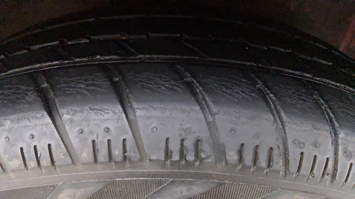 2014 Maruti Celerio VXI CNG D, CNG, Manual, 72,298 km, Right Front Tyre Tread