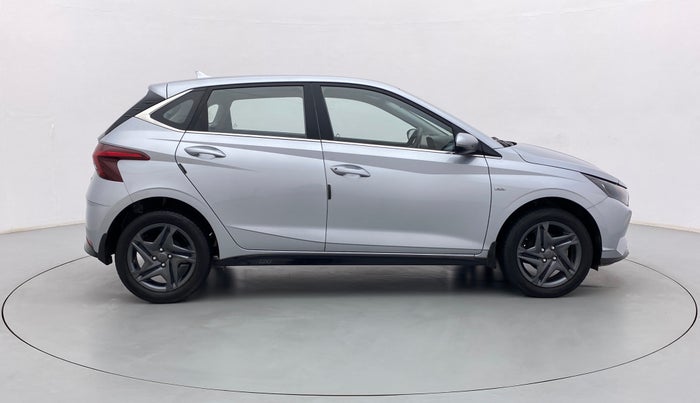 2021 Hyundai NEW I20 SPORTZ 1.2 AT, Petrol, Automatic, 35,529 km, Right Side View