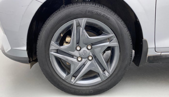 2021 Hyundai NEW I20 SPORTZ 1.2 AT, Petrol, Automatic, 35,529 km, Left Front Wheel