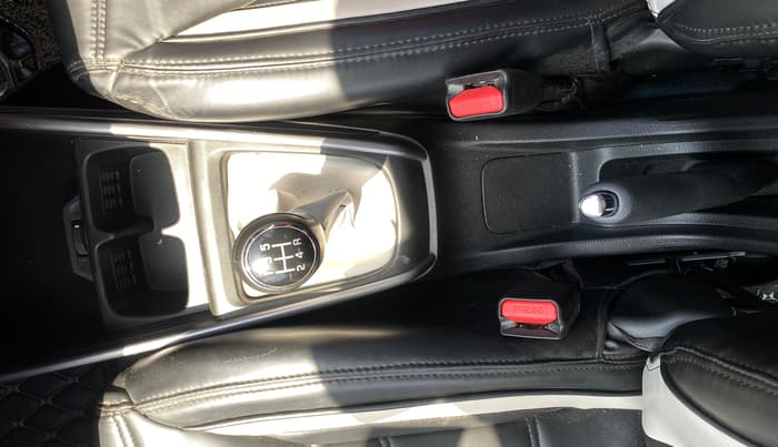 2023 Maruti XL6 ZETA CNG, CNG, Manual, 1,03,816 km, Gear Lever