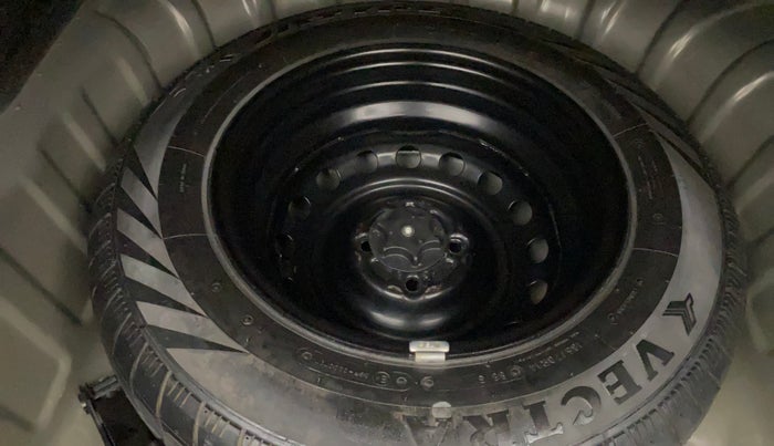 2013 Nissan Sunny XV PETROL, Petrol, Manual, 1,15,796 km, Spare Tyre