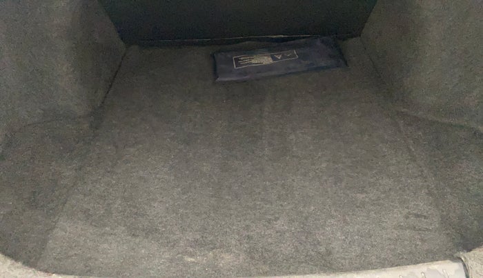 2013 Nissan Sunny XV PETROL, Petrol, Manual, 1,15,796 km, Boot Inside