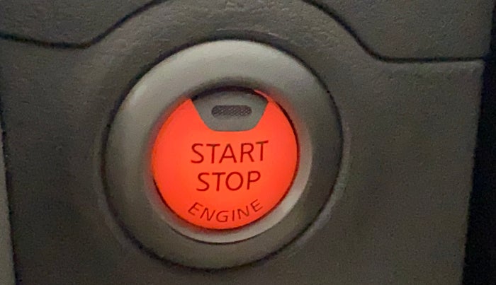 2013 Nissan Sunny XV PETROL, Petrol, Manual, 1,15,796 km, Keyless Start/ Stop Button