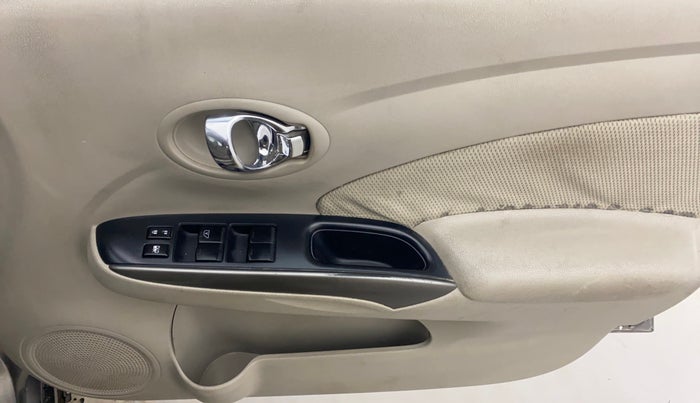 2013 Nissan Sunny XV PETROL, Petrol, Manual, 1,15,796 km, Driver Side Door Panels Control