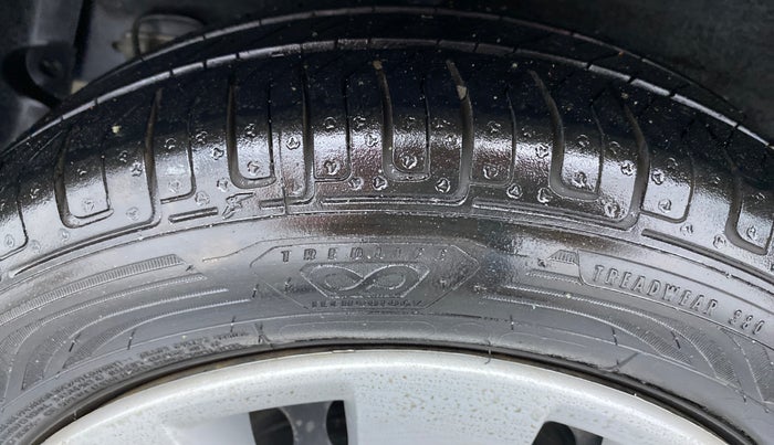 2014 Hyundai Xcent S 1.2, Petrol, Manual, 73,151 km, Right Rear Tyre Tread