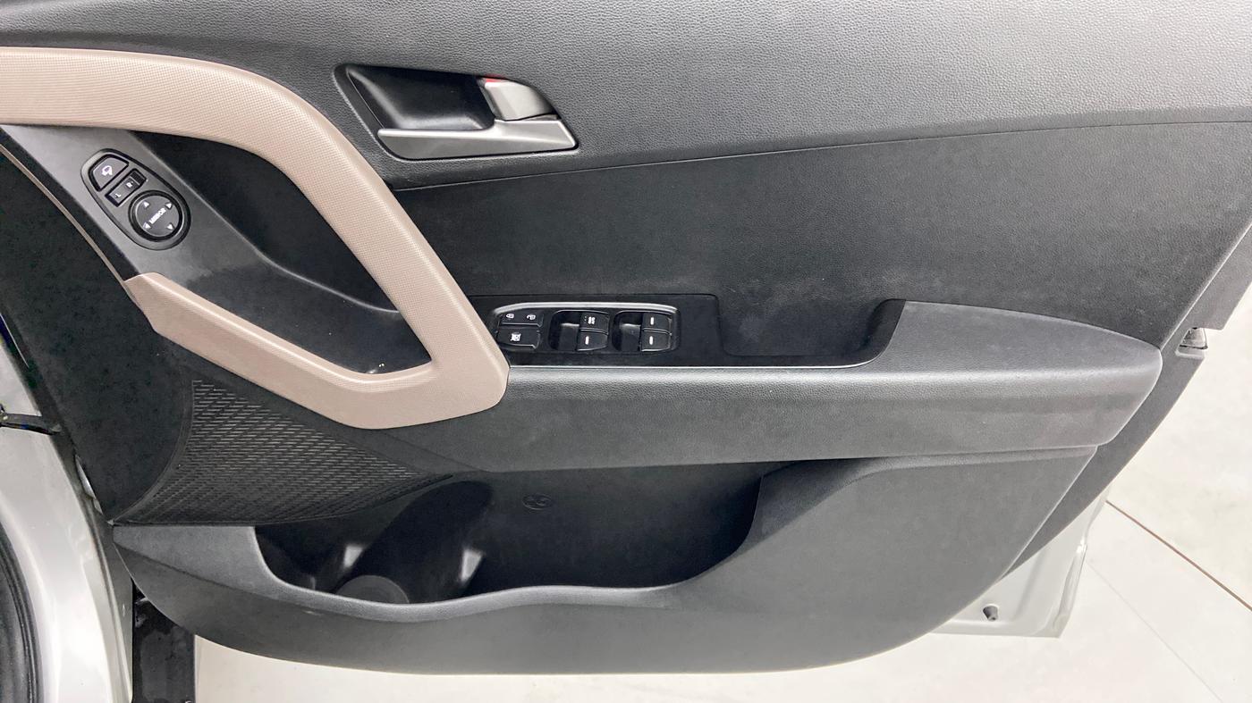 2017 Hyundai Creta SX PLUS AT 1.6 PETROL, Petrol, Automatic, 52,247 km, Driver Side Door Panels Control