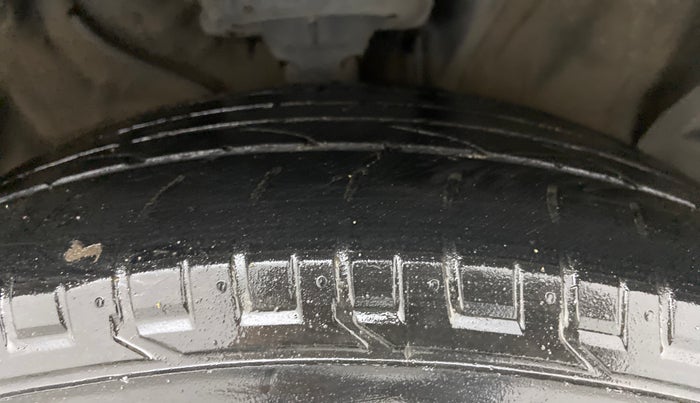 2017 Hyundai Creta SX PLUS AT 1.6 PETROL, Petrol, Automatic, 52,247 km, Right Front Tyre Tread