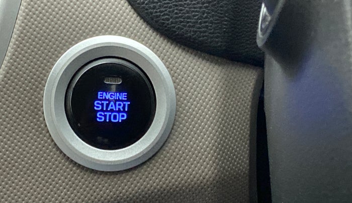 2017 Hyundai Creta SX PLUS AT 1.6 PETROL, Petrol, Automatic, 52,247 km, Keyless Start/ Stop Button