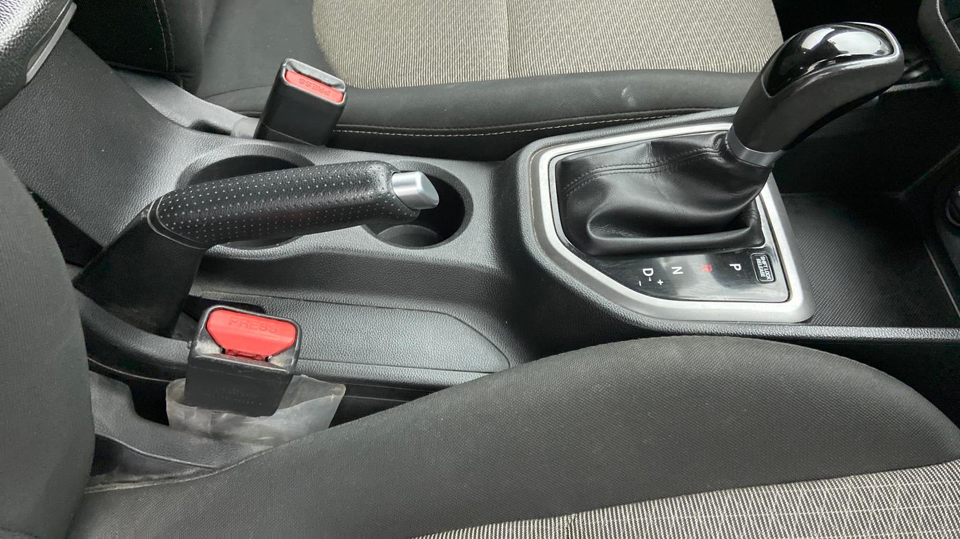 2017 Hyundai Creta SX PLUS AT 1.6 PETROL, Petrol, Automatic, 52,247 km, Gear Lever