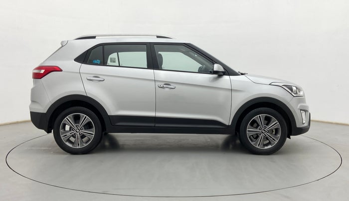 2017 Hyundai Creta SX PLUS AT 1.6 PETROL, Petrol, Automatic, 52,247 km, Right Side View