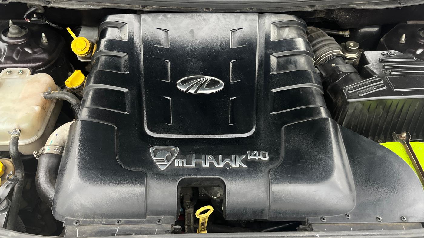 2013 Mahindra XUV500 W8, Diesel, Manual, 68,037 km, Engine View