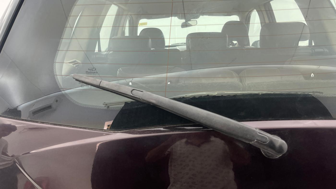 2013 Mahindra XUV500 W8, Diesel, Manual, 68,037 km, Rear Wiper