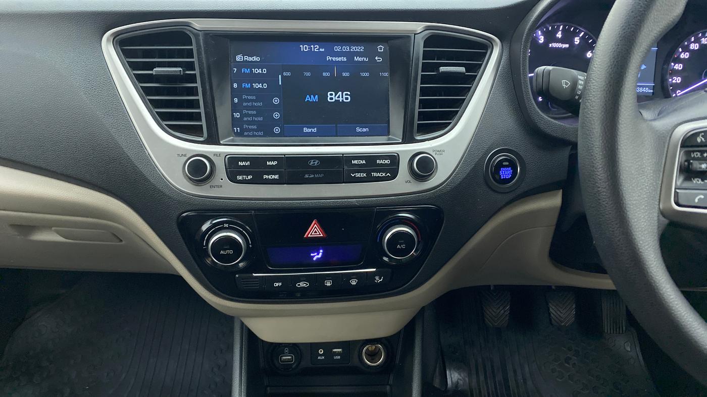 2019 Hyundai Verna 1.6 SX VTVT, Petrol, Manual, 34,666 km, Air Conditioner