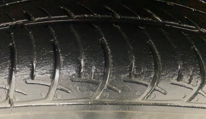 2020 Maruti New Wagon-R VXI (O) 1.0 AMT , Petrol, Automatic, 44,051 km, Left Front Tyre Tread