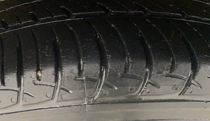 2020 Maruti New Wagon-R VXI (O) 1.0 AMT , Petrol, Automatic, 44,051 km, Right Rear Tyre Tread