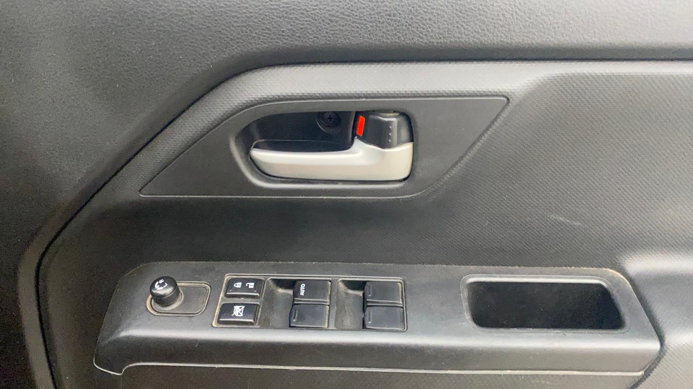 2020 Maruti New Wagon-R VXI (O) 1.0 AMT , Petrol, Automatic, 44,051 km, Driver Side Door Panels Control