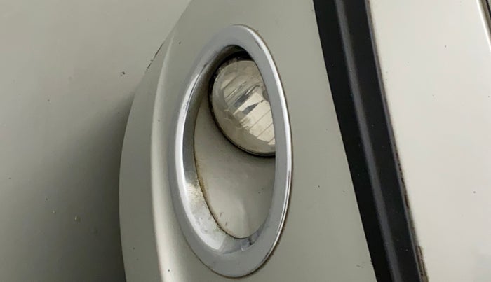 2015 Maruti Celerio VXI CNG, CNG, Manual, 26,187 km, Right fog light - Not working