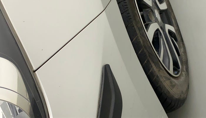 2015 Maruti Celerio VXI CNG, CNG, Manual, 26,187 km, Front bumper - Minor scratches
