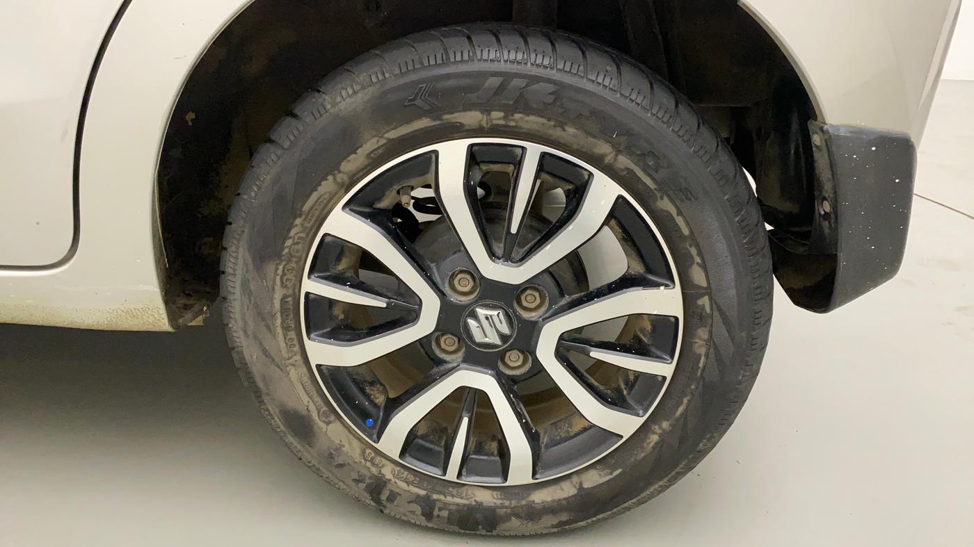 2015 Maruti Celerio VXI CNG, CNG, Manual, 26,187 km, Left Rear Wheel
