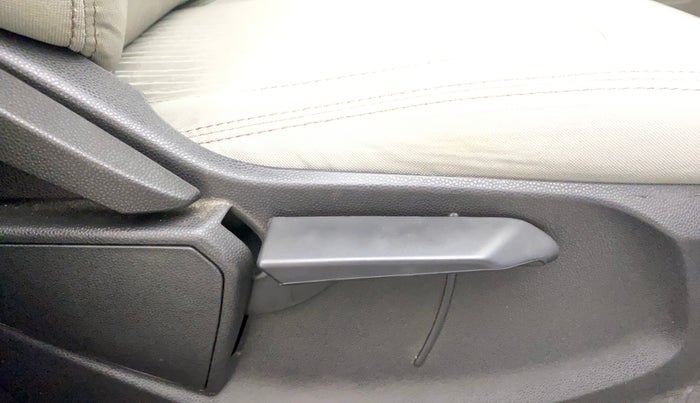 2016 Ford Ecosport TITANIUM 1.5L DIESEL, Diesel, Manual, 48,888 km, Driver Side Adjustment Panel