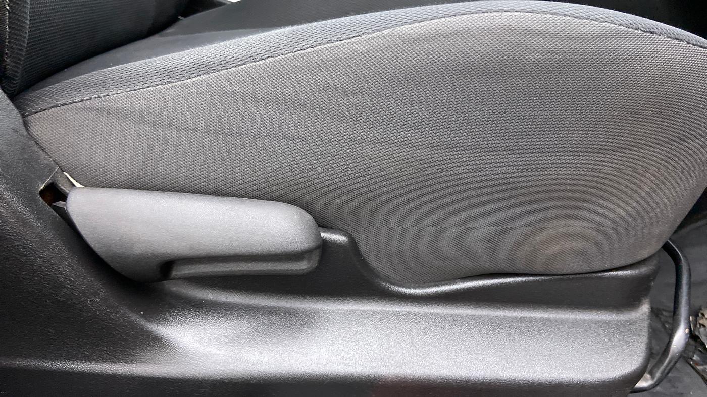 2019 Maruti Vitara Brezza VDI, Diesel, Manual, 51,619 km, Driver Side Adjustment Panel