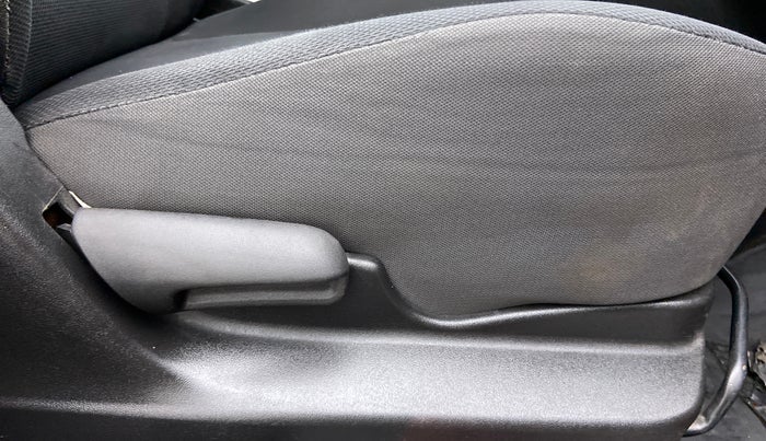 2019 Maruti Vitara Brezza VDI, Diesel, Manual, 51,619 km, Driver Side Adjustment Panel