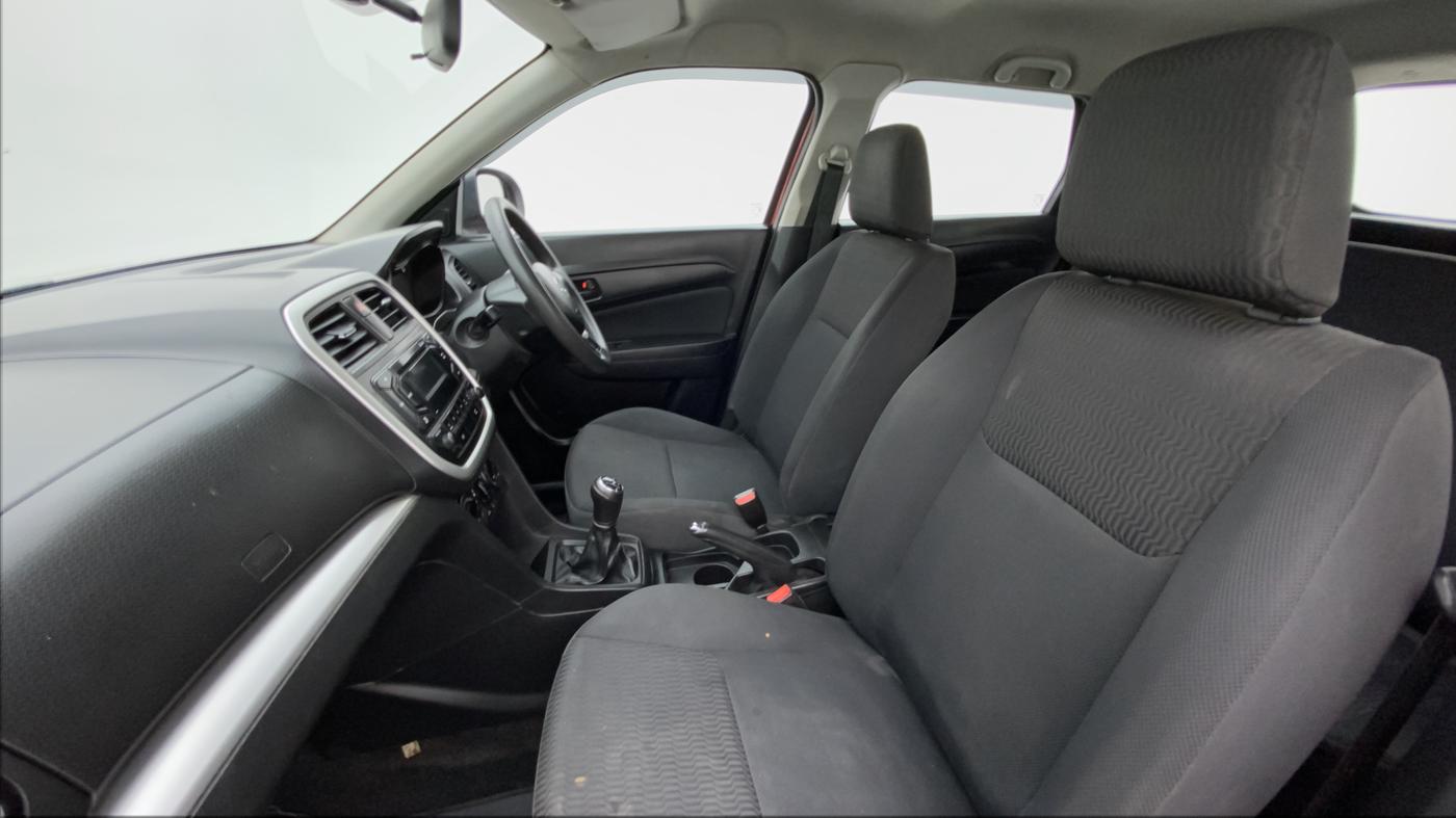 2019 Maruti Vitara Brezza VDI, Diesel, Manual, 51,619 km, Right Side Front Door Cabin